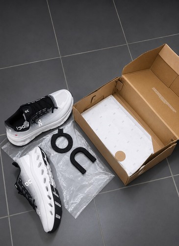 Chaussures paire cloud en - on,